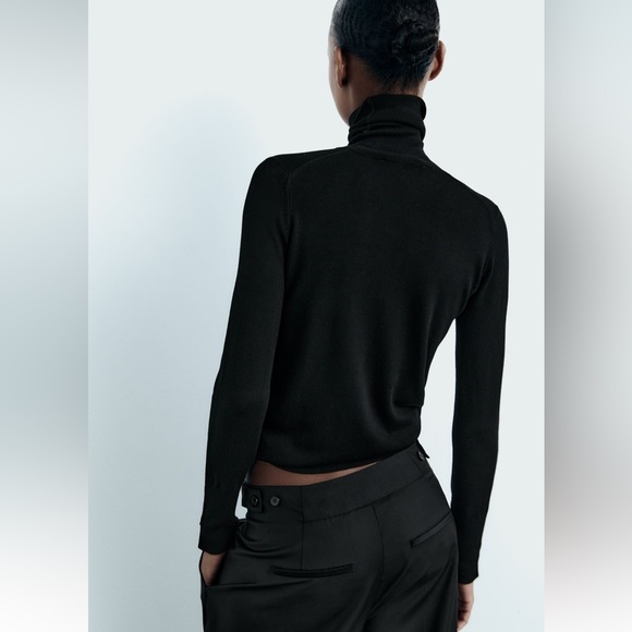 NWT! Zara Turtleneck Black Sweater! Size L! - Picture 6 of 7